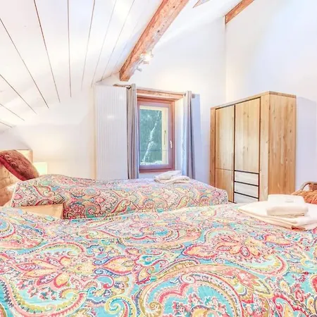 L'argoat - Warm And Cosy 6 Bedroom Chalet Chamonix