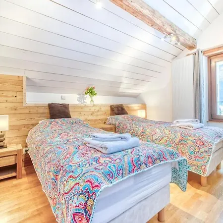 L'argoat - Warm And Cosy 6 Bedroom Chalet Chamonix