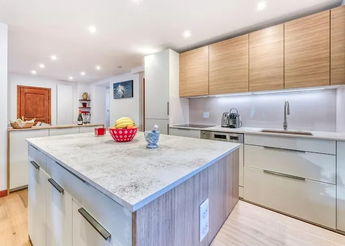 シャレー L'argoat - Warm And Cosy 6 Bedroom