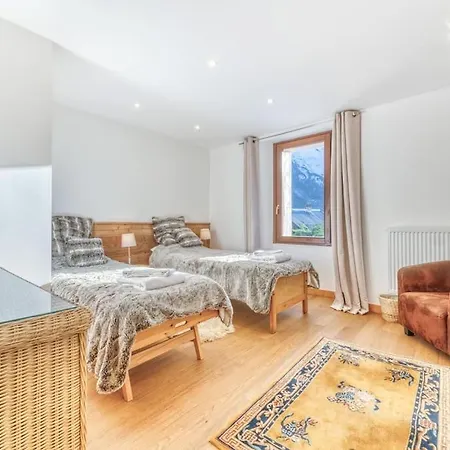 L'argoat - Warm And Cosy 6 Bedroom شاليه