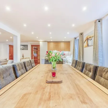 L'argoat - Warm And Cosy 6 Bedroom شاليه